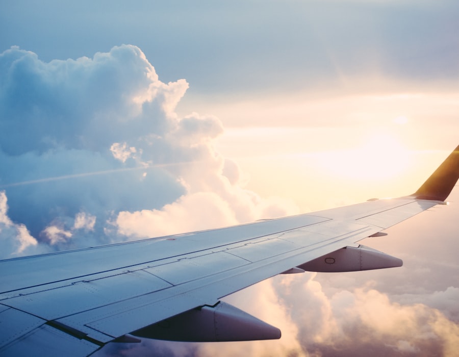 Last-minute vakantie — koffer pakken en vertrekken