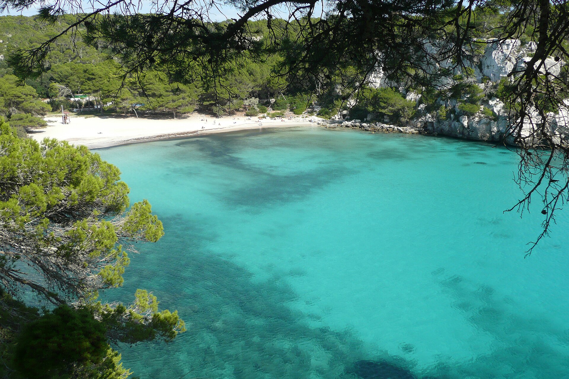 Mallorca of Menorca in 2026? Druk versus rustig eiland