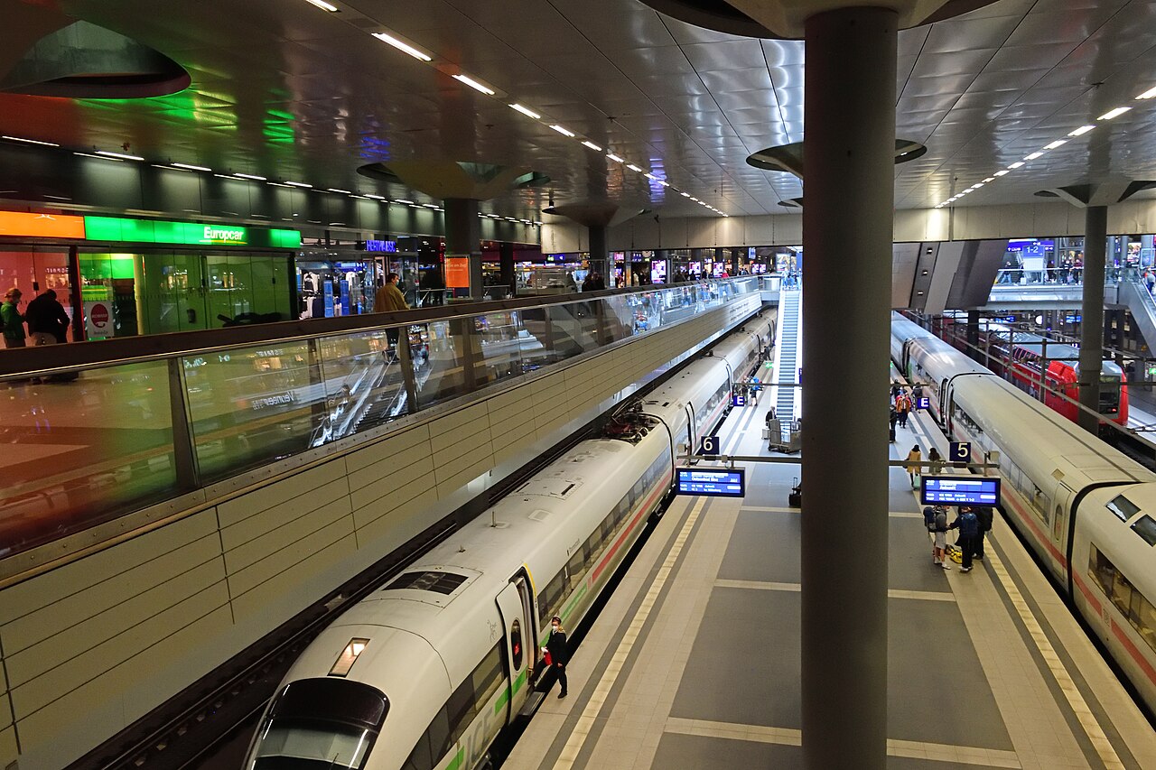Met de trein naar Berlijn vanaf Nederland 2026: ICE, Nightjet en IC vergeleken