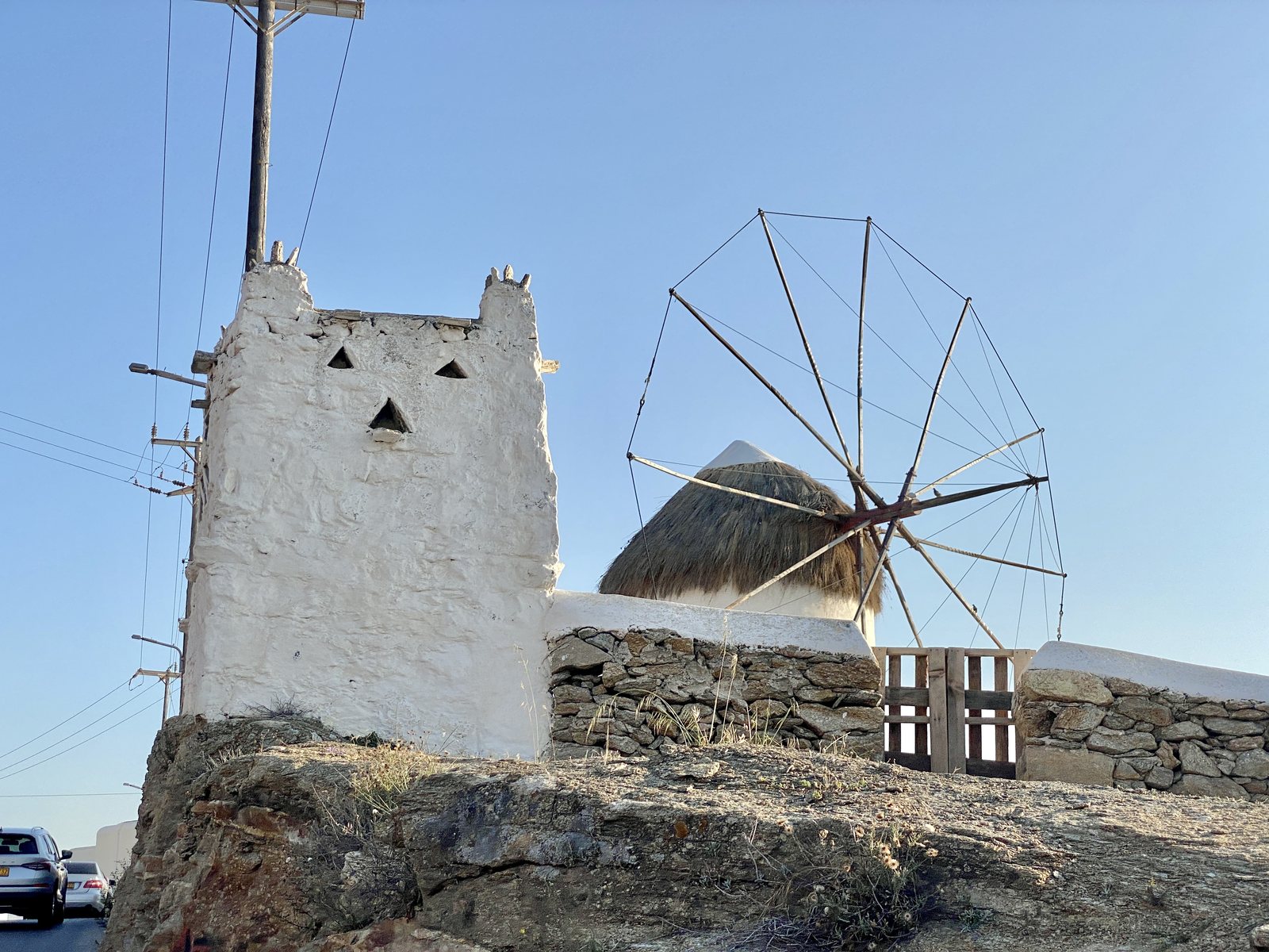 Dovecote and Boni's Windmill, Mykonos, Greece (53503511190)