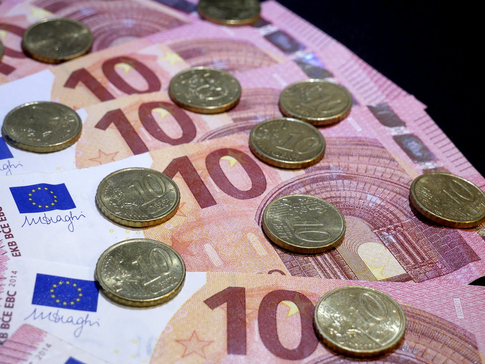 Veilig pinnen en kaartbetalen op vakantie 2026: skimming, fraude en wisselkoers