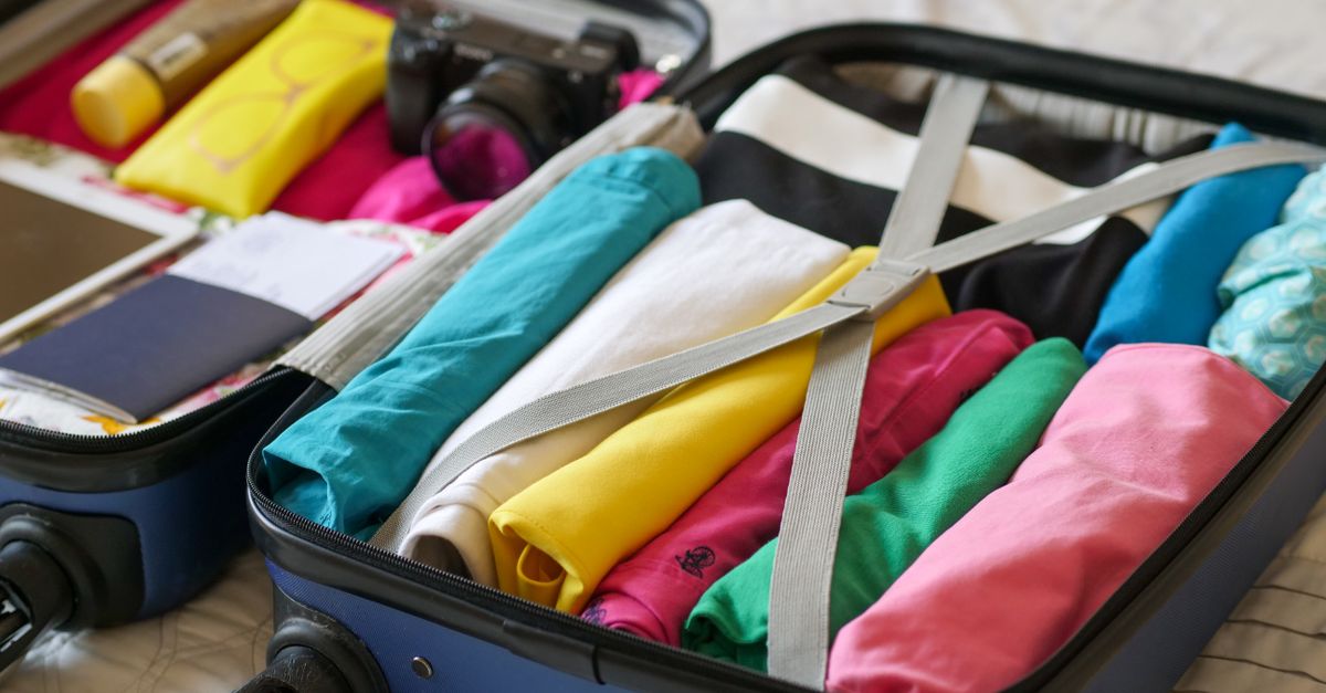 Handbagage-only op vakantie: zo pak je alles in (2026)